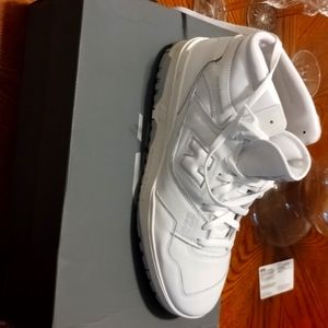 Basketball shoes New Balance. 650.